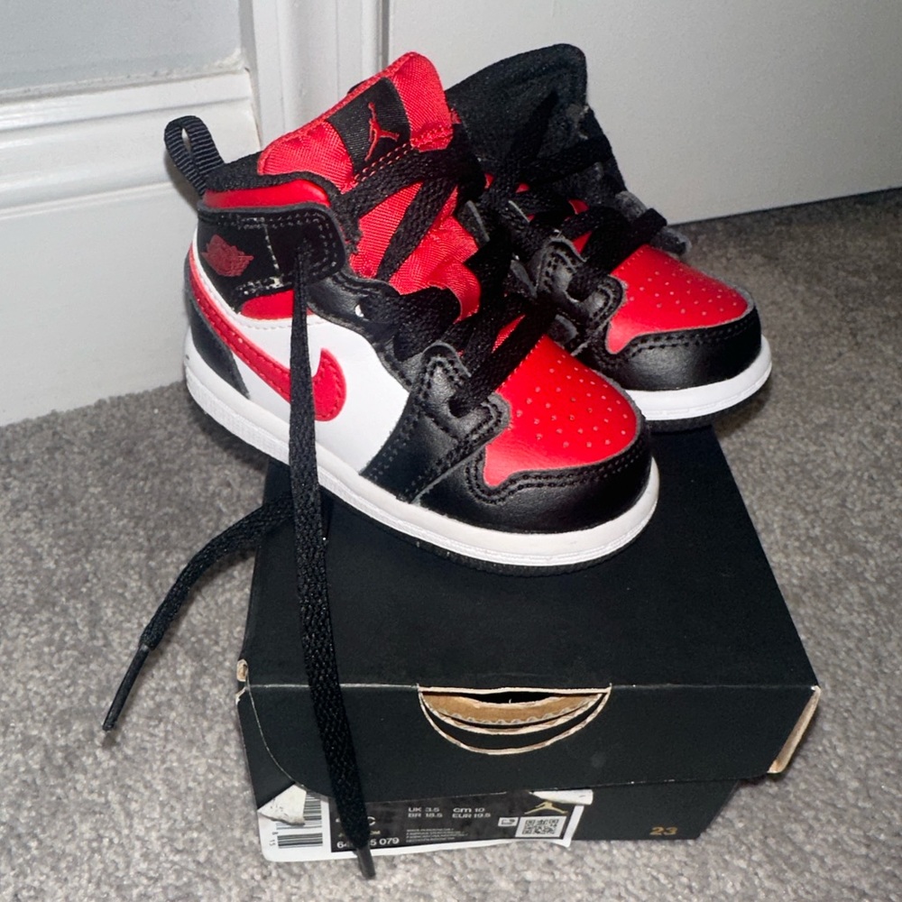 Toddlers Black and Red Jordan 1